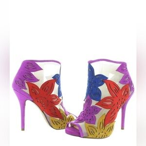 JESSICA SIMPSON
Bliths Floral & Mesh Peep-Toe Ankle Booties